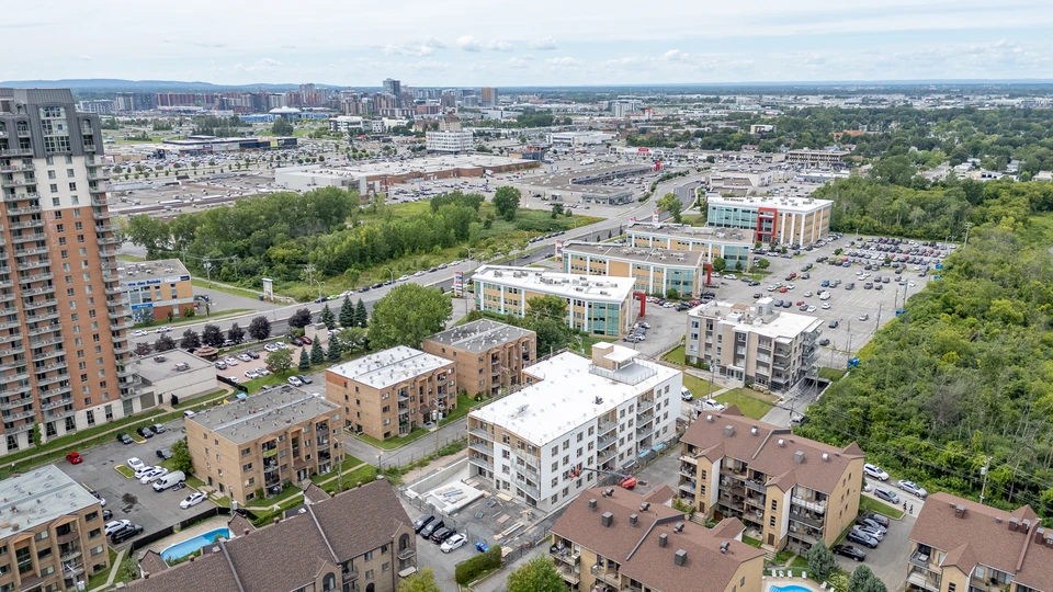 Vue aérienne de Trait-Carré et du quartier
